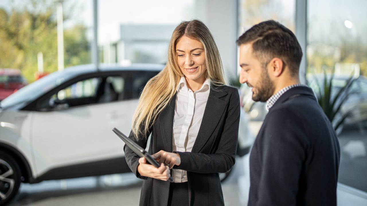 Pros and cons of 'buy here, pay here' dealerships