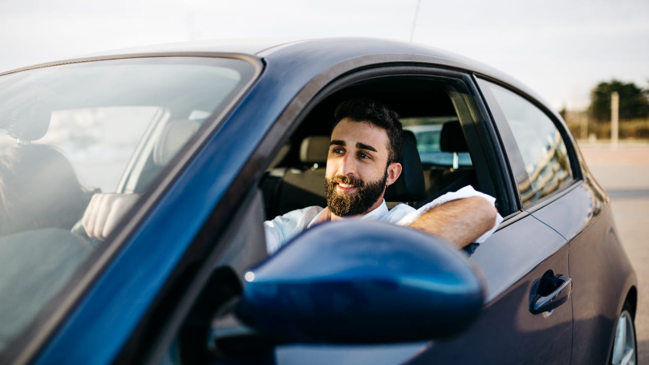 Short-Term Car Lease: What To Know (2024 Guide)