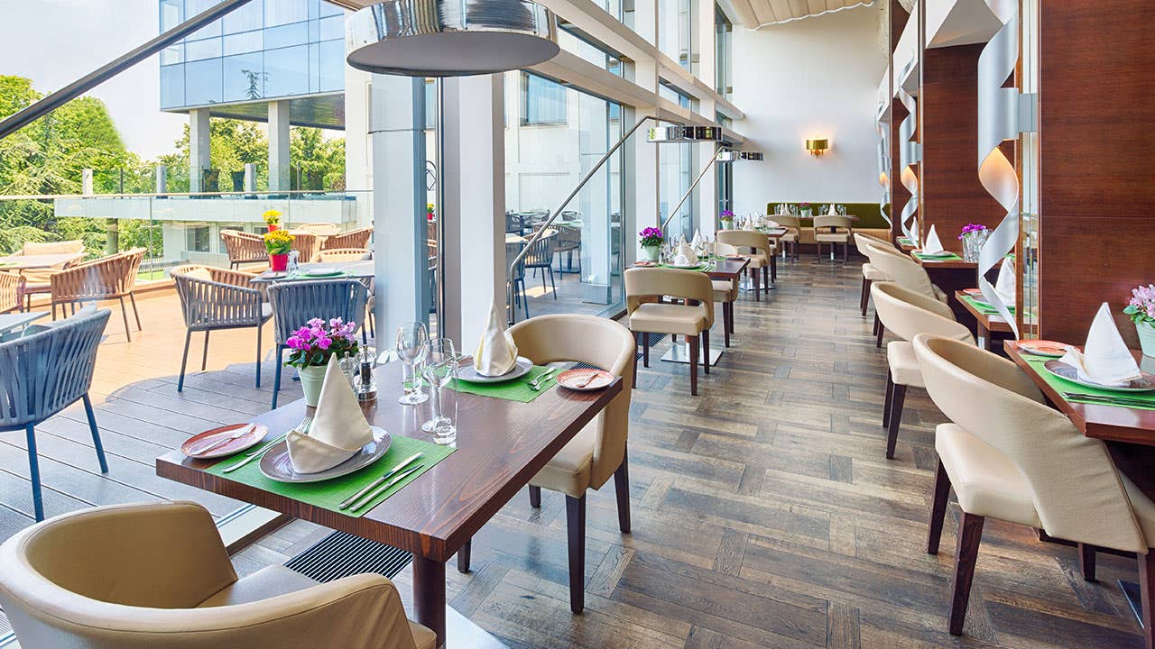 Your Complete Guide To IHG Rewards Club Dining | Bankrate