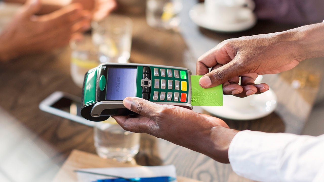tweeling Tegenwerken Rendezvous Everything You Need to Know About Chip and PIN Credit Cards | Bankrate.com