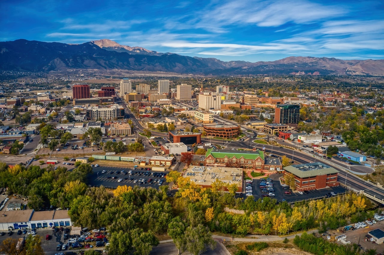 colorado springs with mountains in background