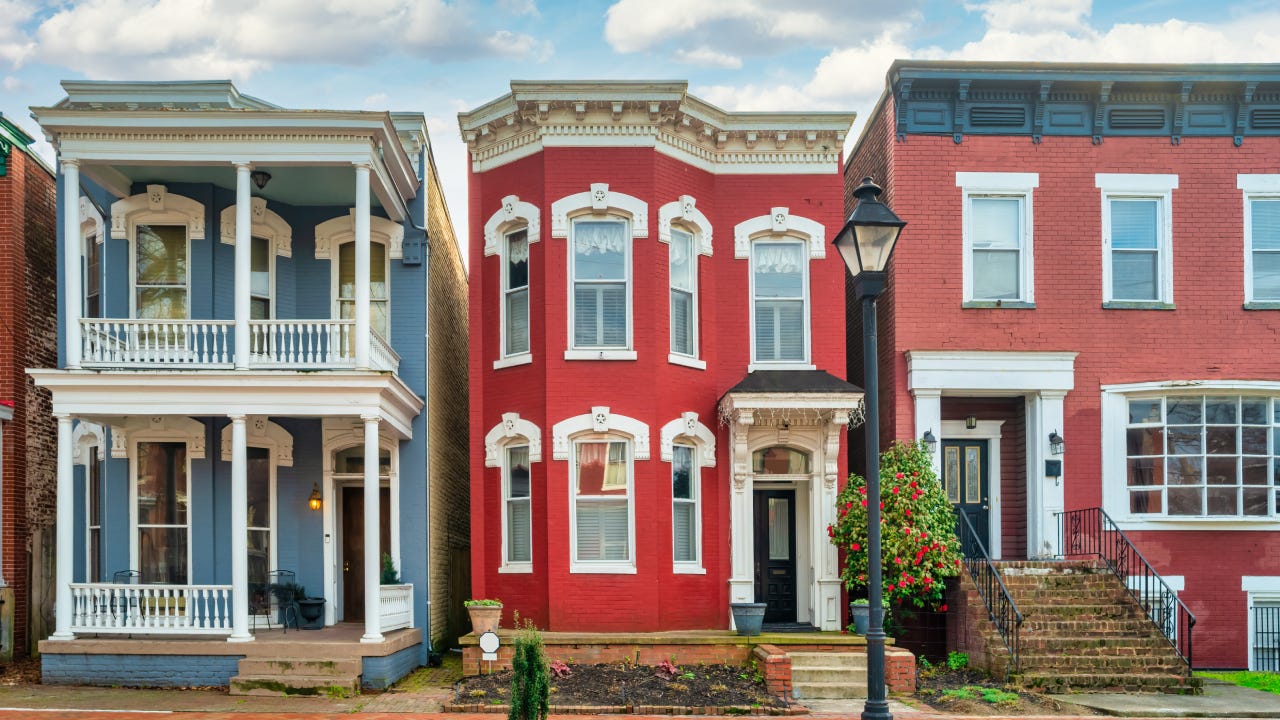Colorful traditional houses in downtown Richmond, Virginia, USA.
