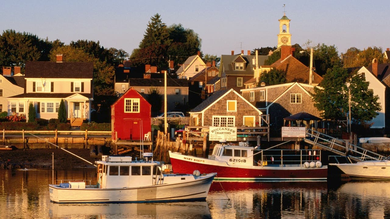 Boats and waterside homes in Portsmouth, New Hampshire