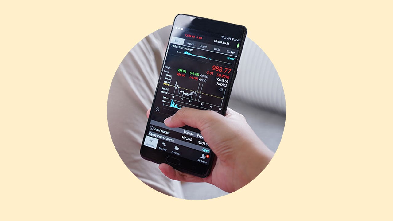 Close up of a trading simulator on a phone