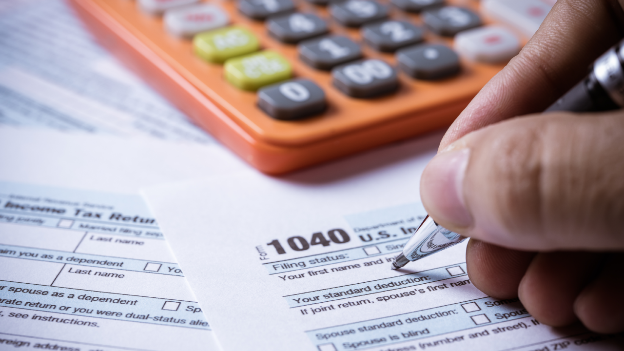 1040 Tax Form: What It Is, How To Fill It Out